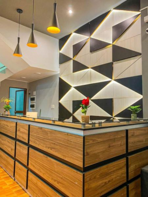 HOTEL BROMELIAS